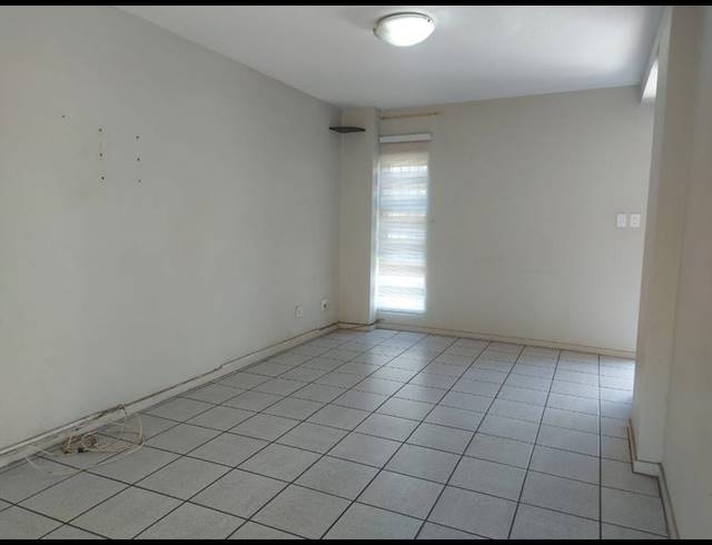 2 BEDROOM TOWNHOUSE FOR SALE IN ARBORETUM